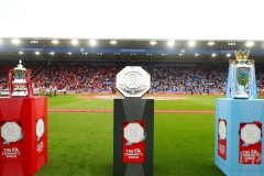 曼城3-0大胜曼联，产生2个不可思议，哈兰德2球创纪录，福登破球荒